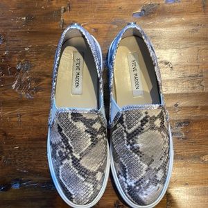 Steve Madden 8.5 snake slip on sneakers.